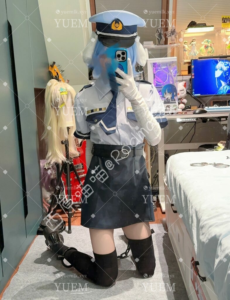 #coser#蕾姆警官 自己被铐住啦 套图22张镣铐-月梦社区-YUEM-视频-束缚-Fettered-链结-脚镣-手铐-镣铐玩具月梦社区
